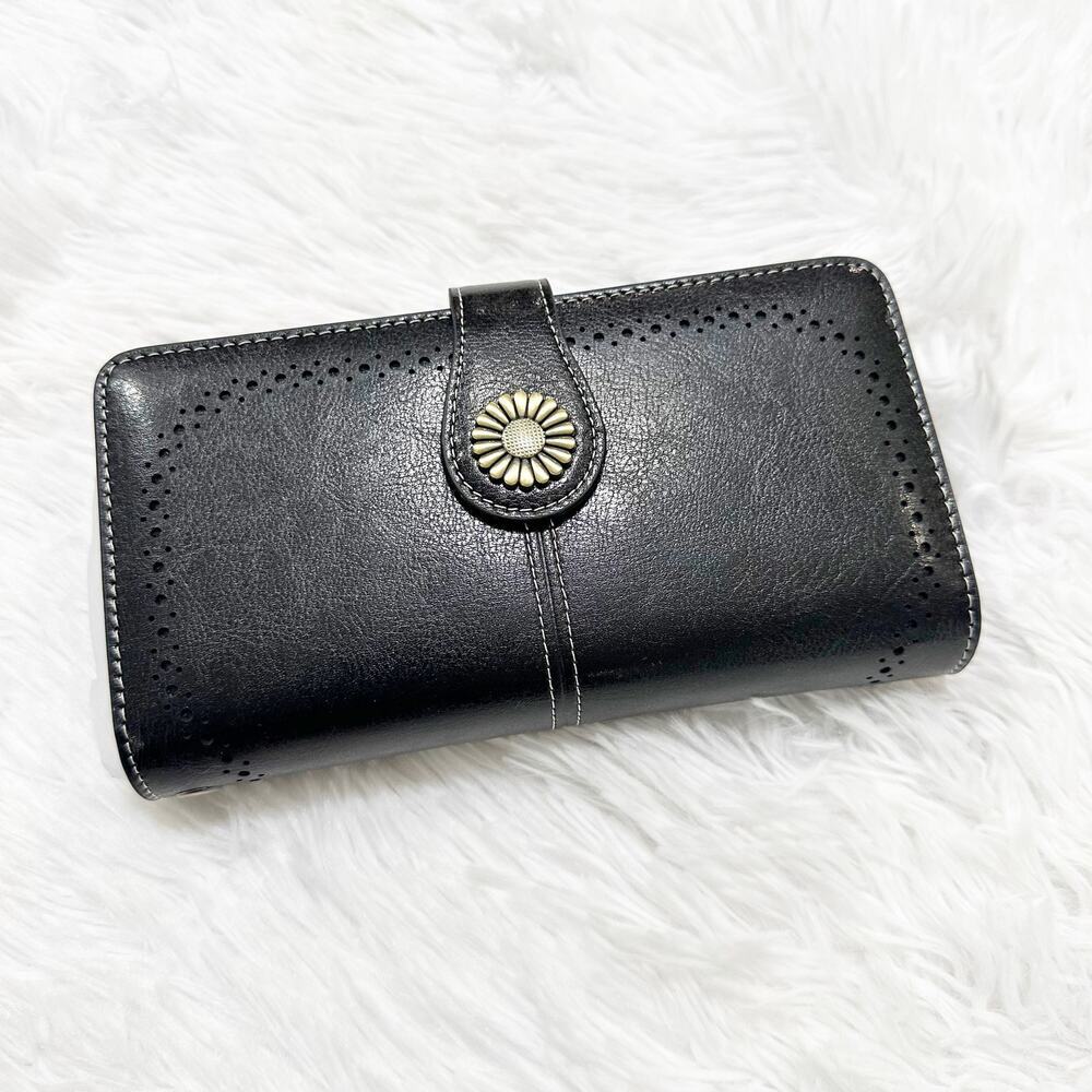 Western Style Black Wallet w/ Concho Snap – Card Slots & Zip Compartment